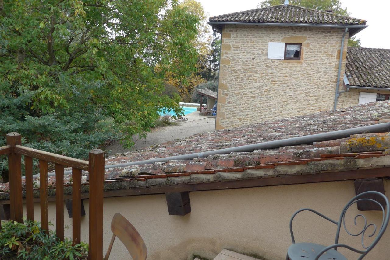 Le Lavoir De Meziat Vinzelles Eksteriør billede
